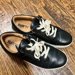 Born black leather tennis shoes.